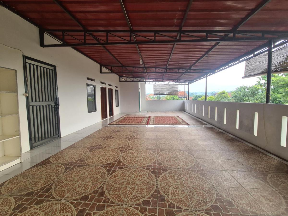 Kampung Istal Pamijahan Villa Bogor